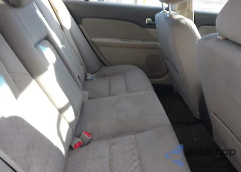 2012 Ford Fusion Se z USA, uszkodzony, nr VIN 3FAHP0HA8CR208973